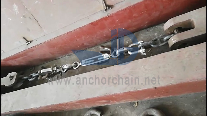 Pelican Hook Chain Stoppper
